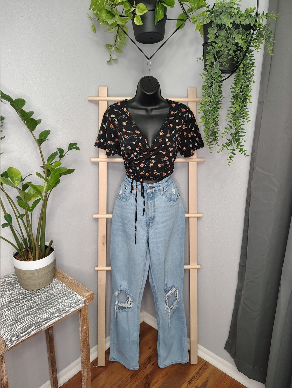 Abercrombie & Fitch 90s Straight Ultra High-Rise Jeans